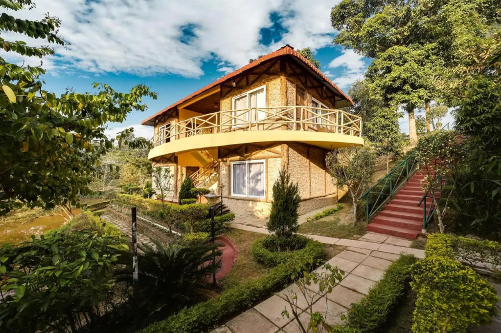 Summit Green Lake Tea Resort & Spa