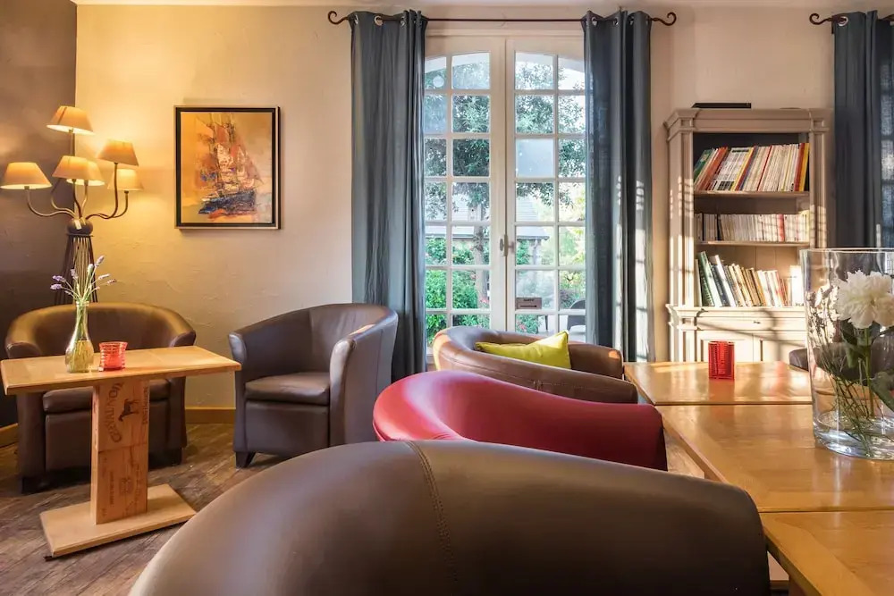 Logis Hôtel & Restaurant Lermitage