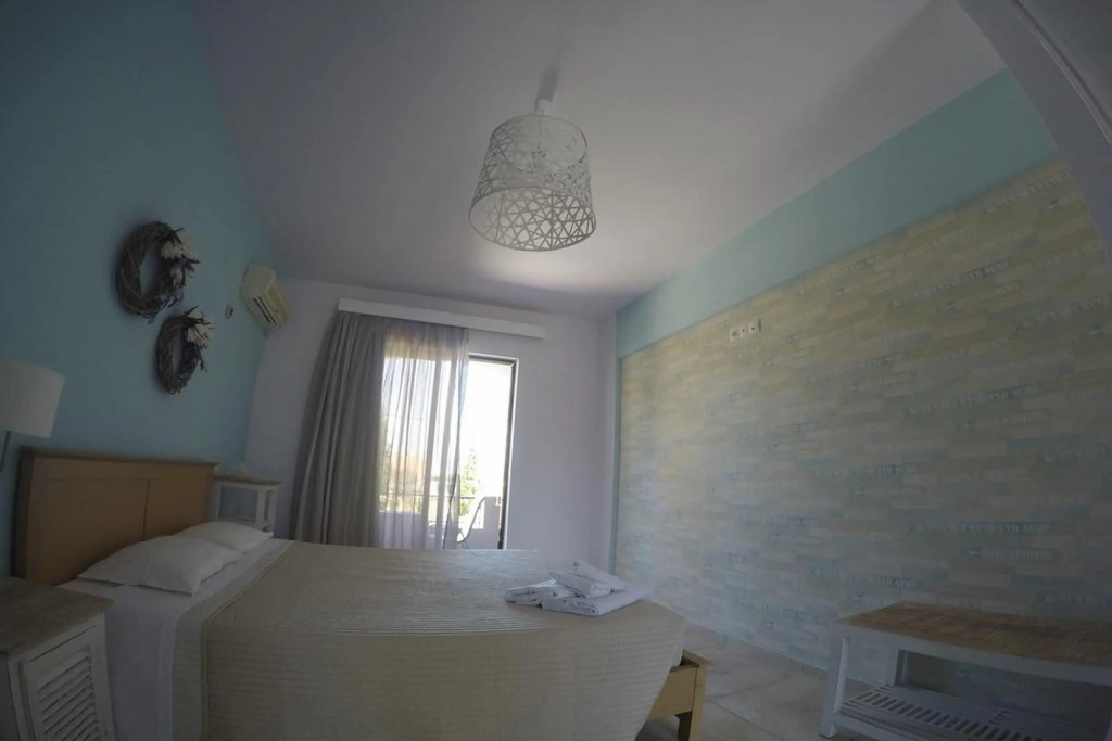 Yianna Studios