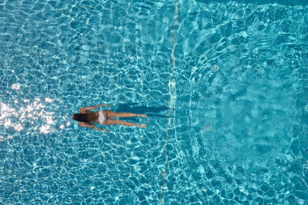 Mr and Mrs White Paros Suites & More