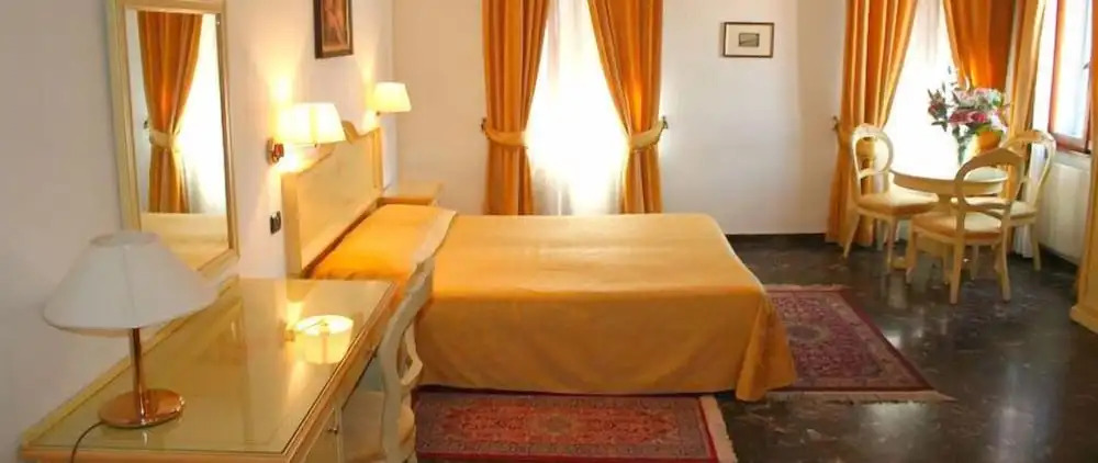 Ca' del Pozzo Rooms