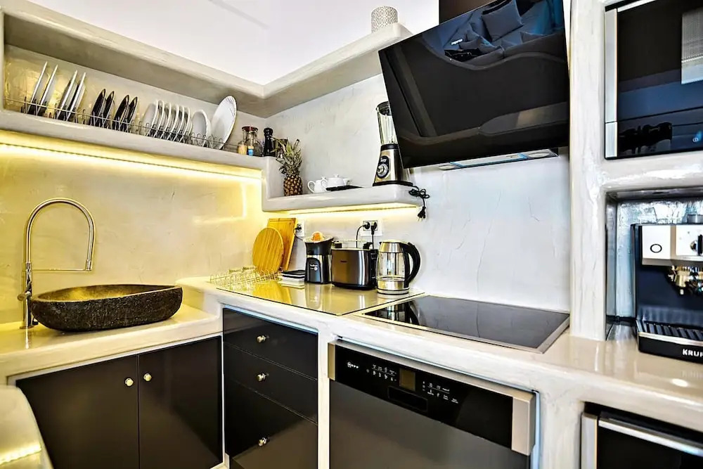 Santorini Loft Boutique Apartments