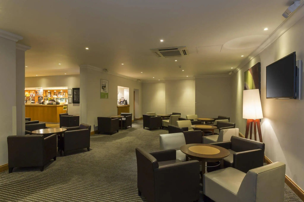 Holiday Inn Rugby-Northampton M1 Jct18 by IHG