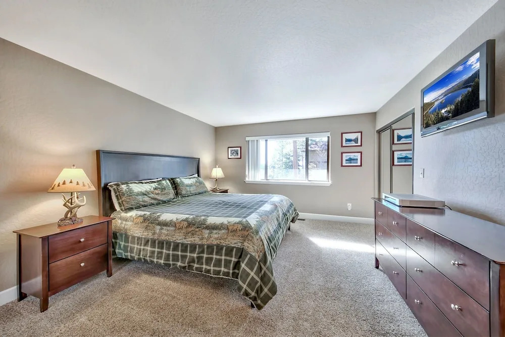 Tahoe Tyrol Lodge  3341ph 4 Bedroom Home