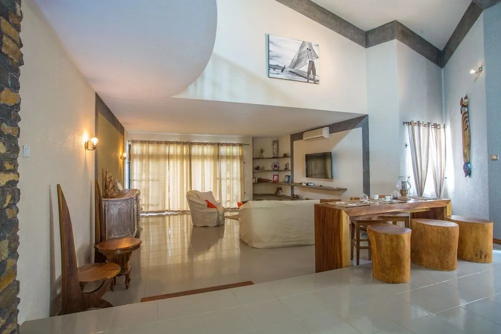 La Maison de la plage - Guest House