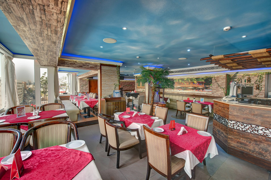 Palm Beach Hotel