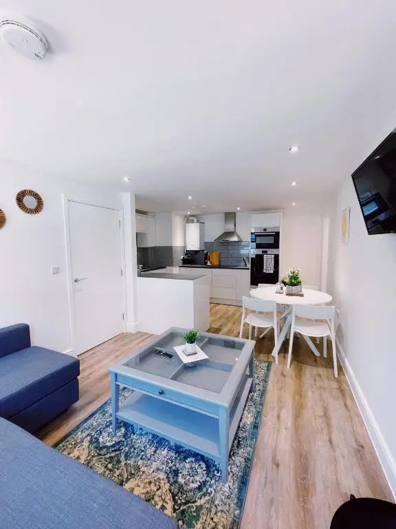Prosper House Apartment 4