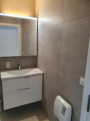 Appartement met zeezicht en verwarmd zwembad