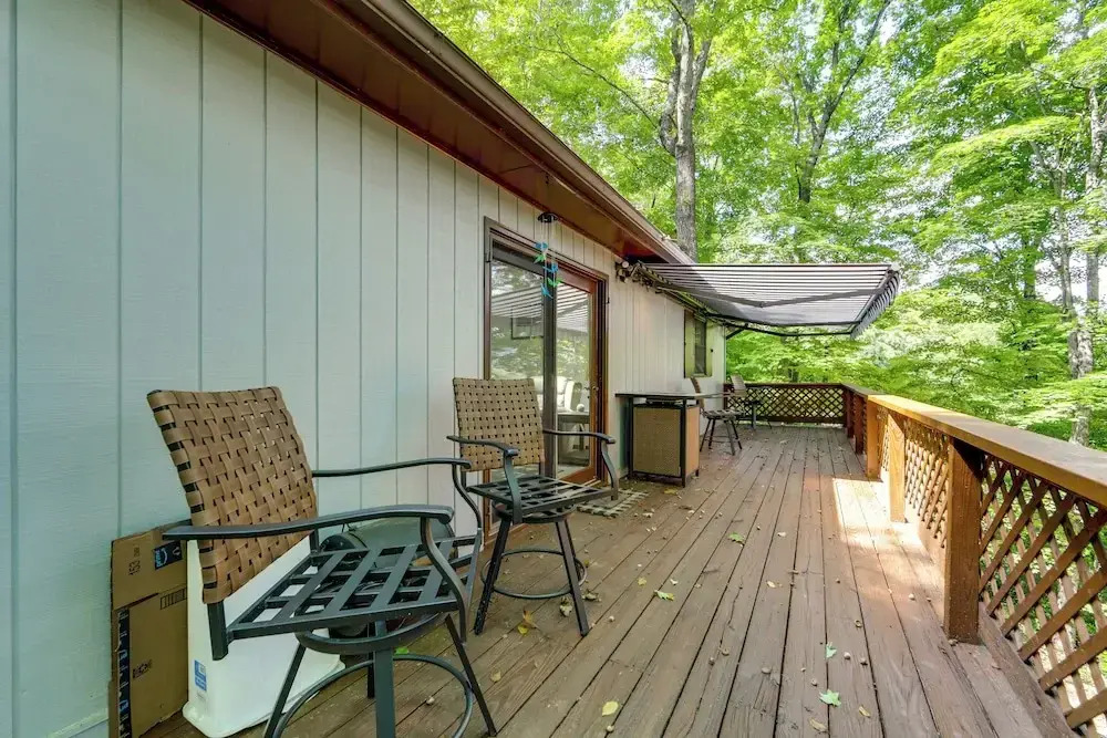 Smoky Mtn Cabin, 7 Mi to Cataloochee Ski Area!