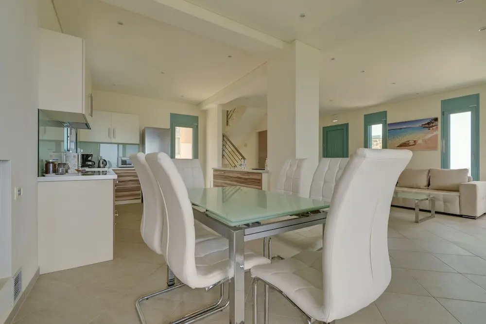 Ouzo Panoramic Houses 2, with private pool