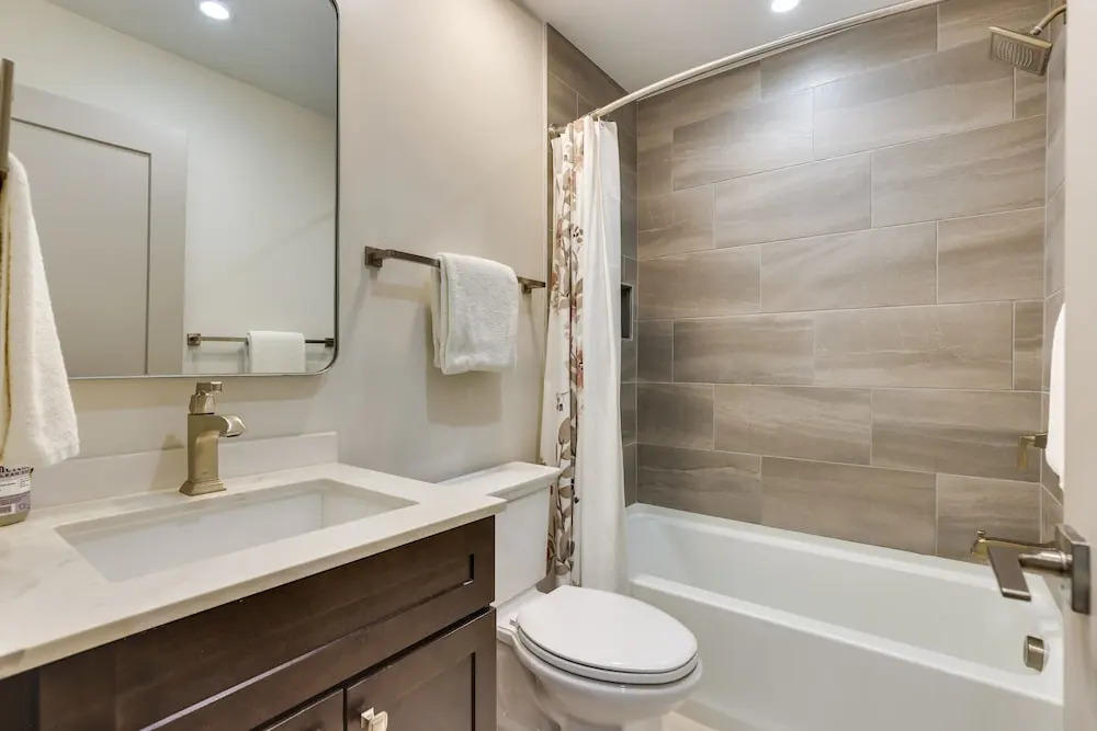 310d 4th Street 2 Bedroom Townhouse