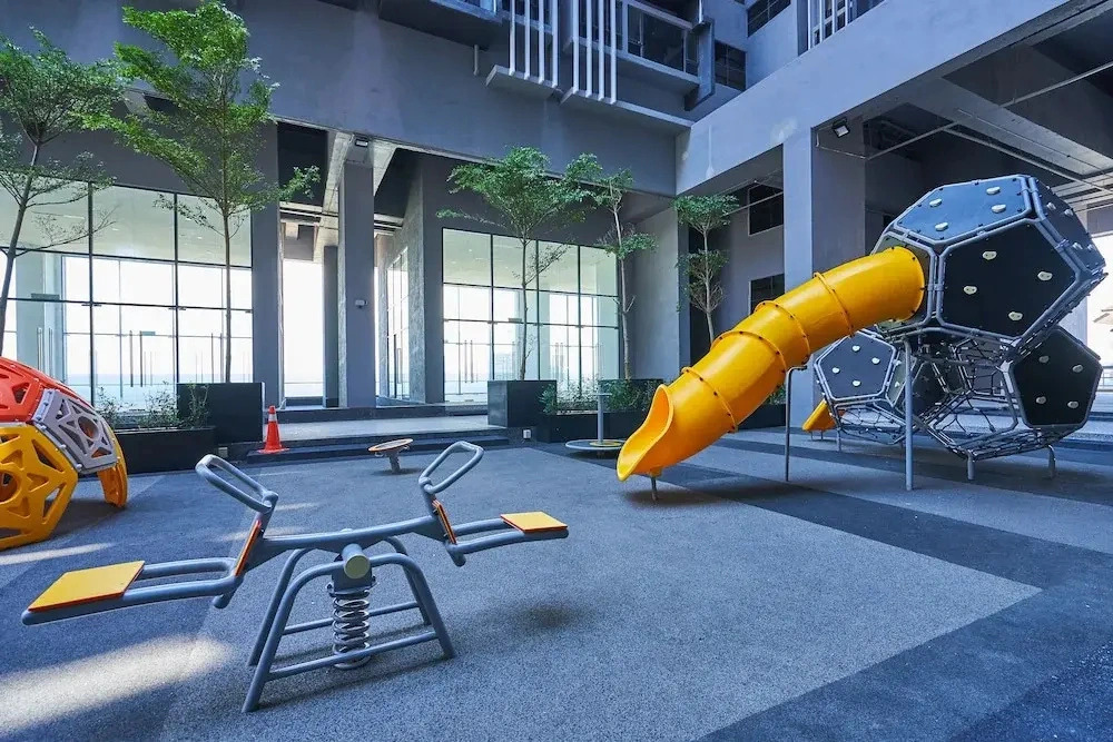 OYO Home 935 Breathtaking Studio Imperio Residence