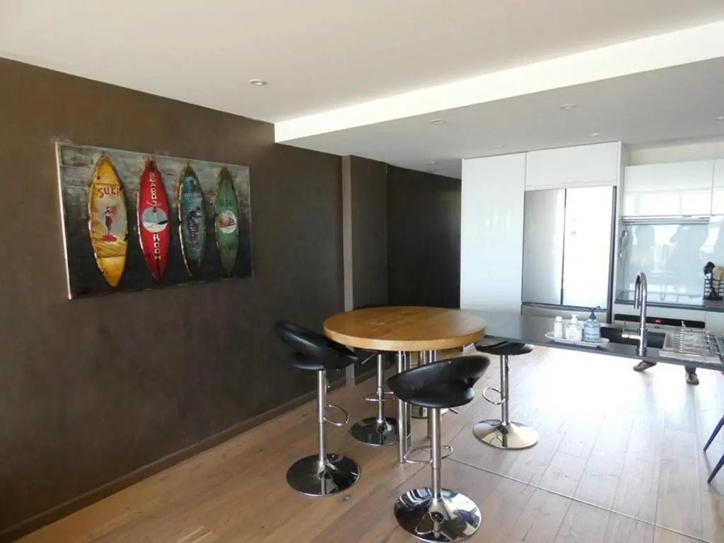 Appartement Le Brusc, 2 pièces, 4 personnes - FR-1-316-258