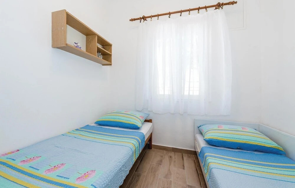 Nice Home in Vodice With Wifi and 3 Bedrooms