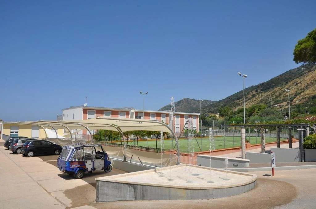 Ancora Resort