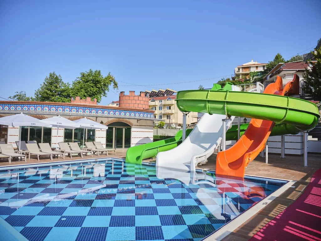 Отель NoxInn Club