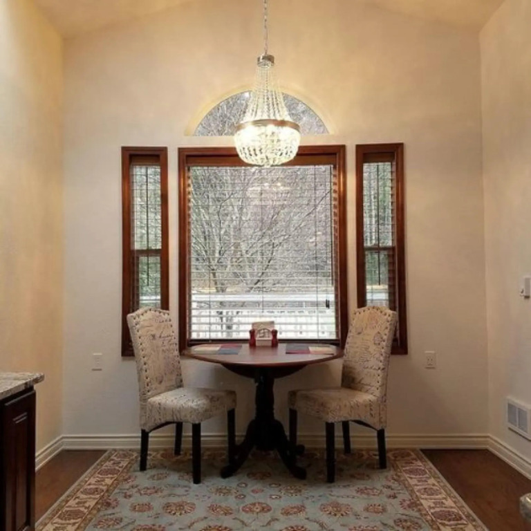 Arbor Rouge Cottage