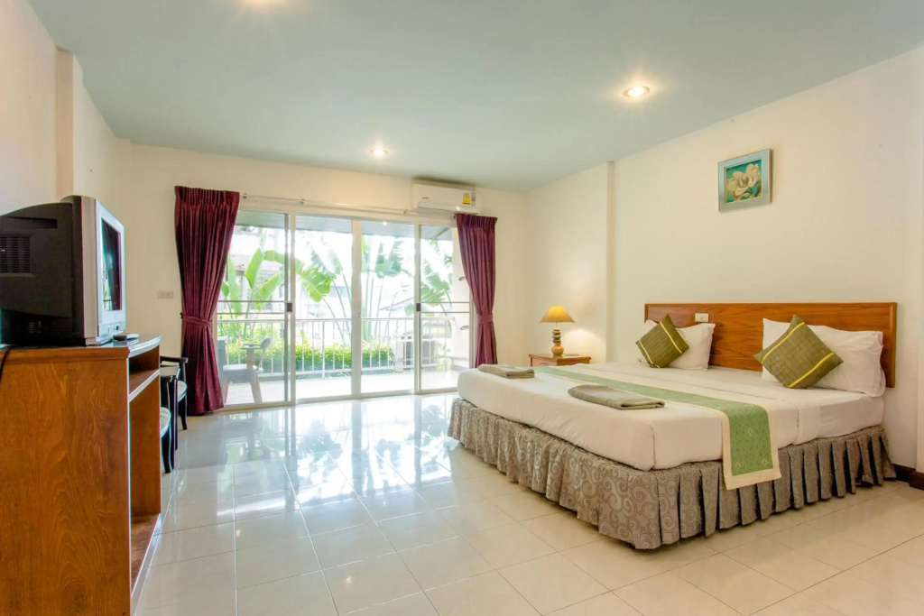 Surin Sunset Hotel - SHA