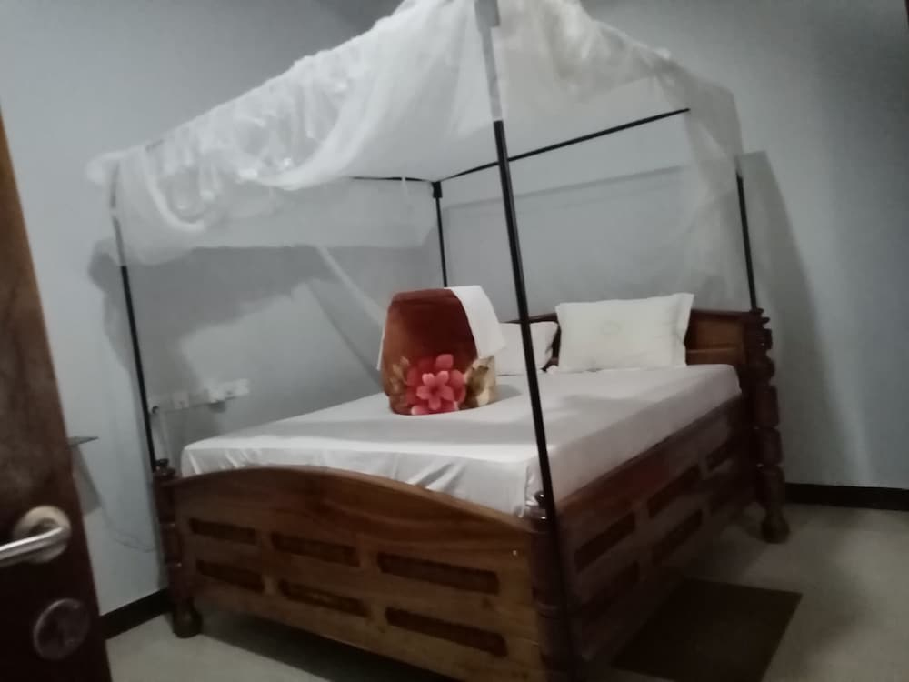 Buzwagi View Hotel
