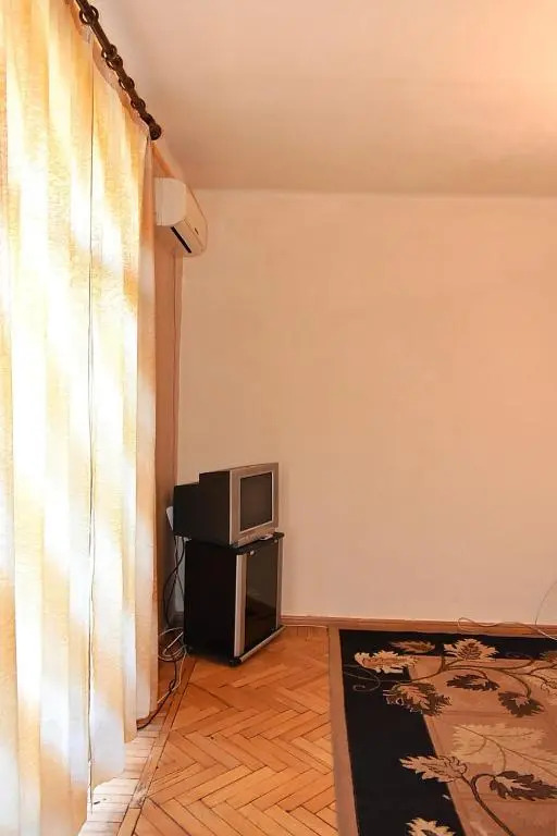 RC on Sayat-Nova Avenue 18