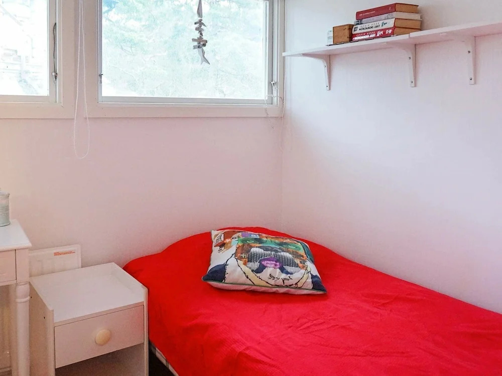 6 Person Holiday Home in Tanumshede