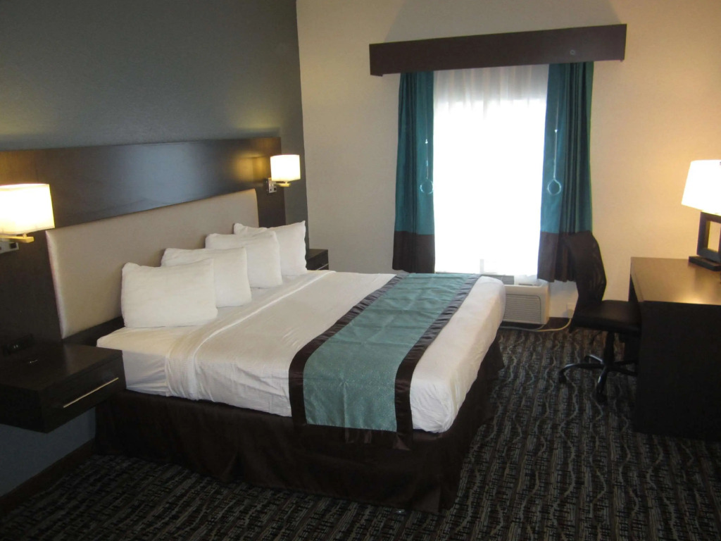 Best Western Waldo Inn & Suites
