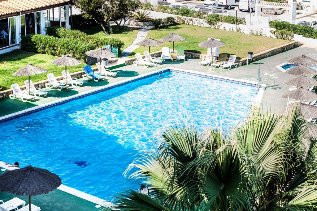 Camelina Suites