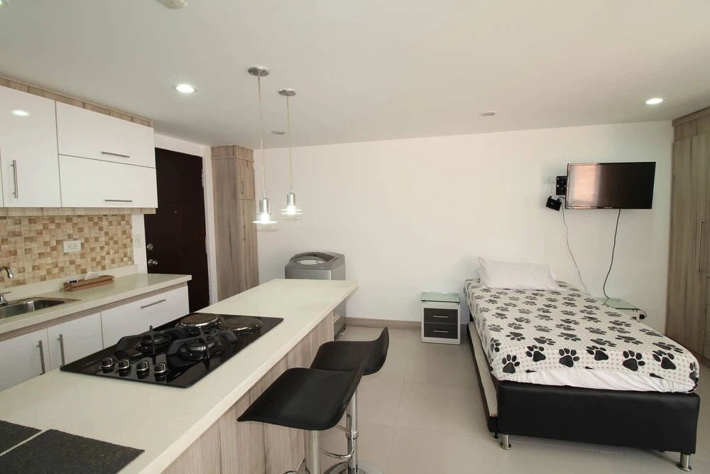Apartamento Estudio Con 3 Camas Poblado Piso Alto
