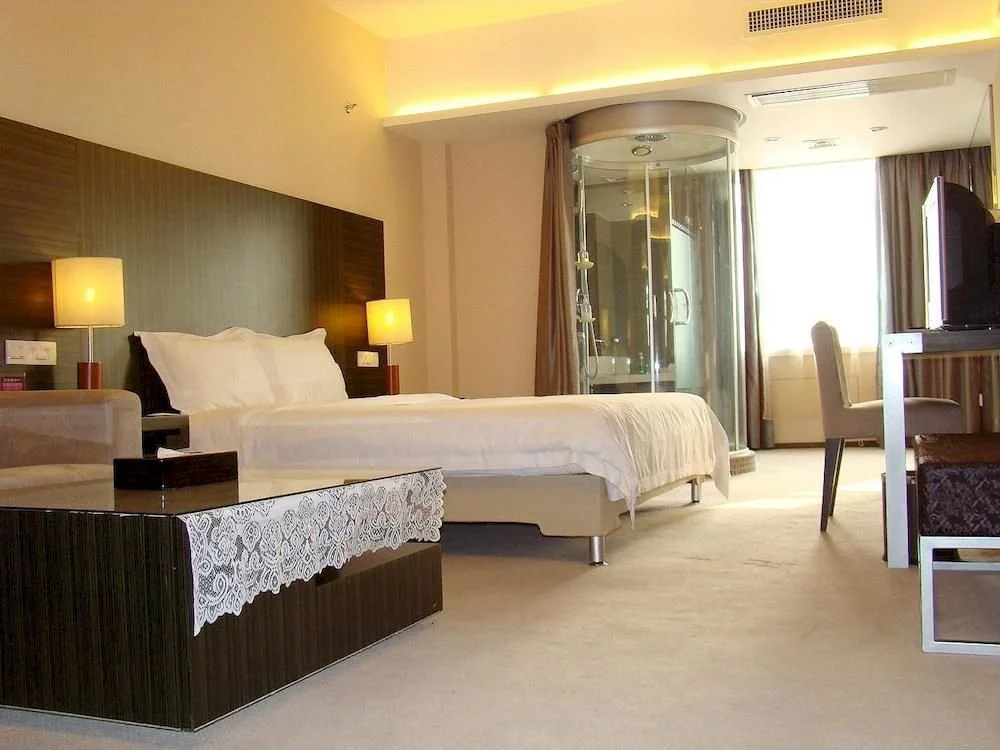 King's Palace Hotel