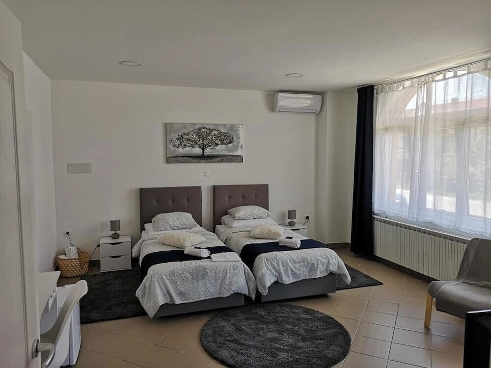 Rooms Aeroport