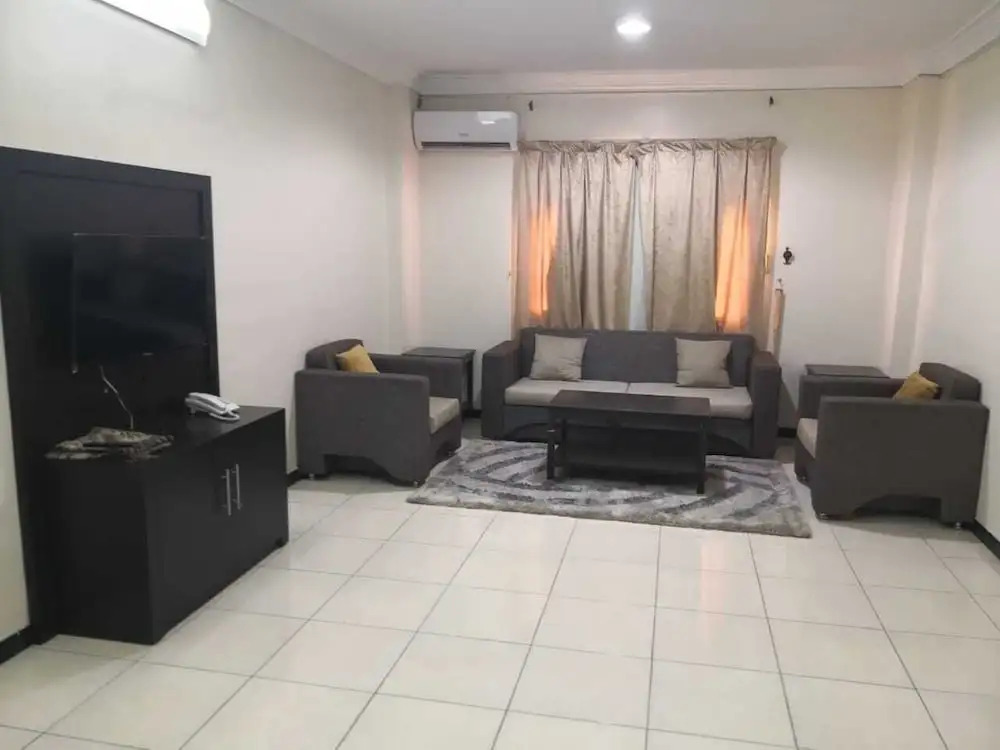 Oyo 496 Rose Abha