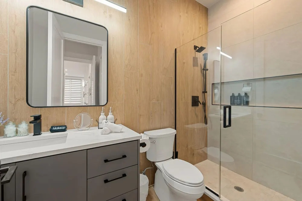 New Building in Med District - Modern 2bed 2bath