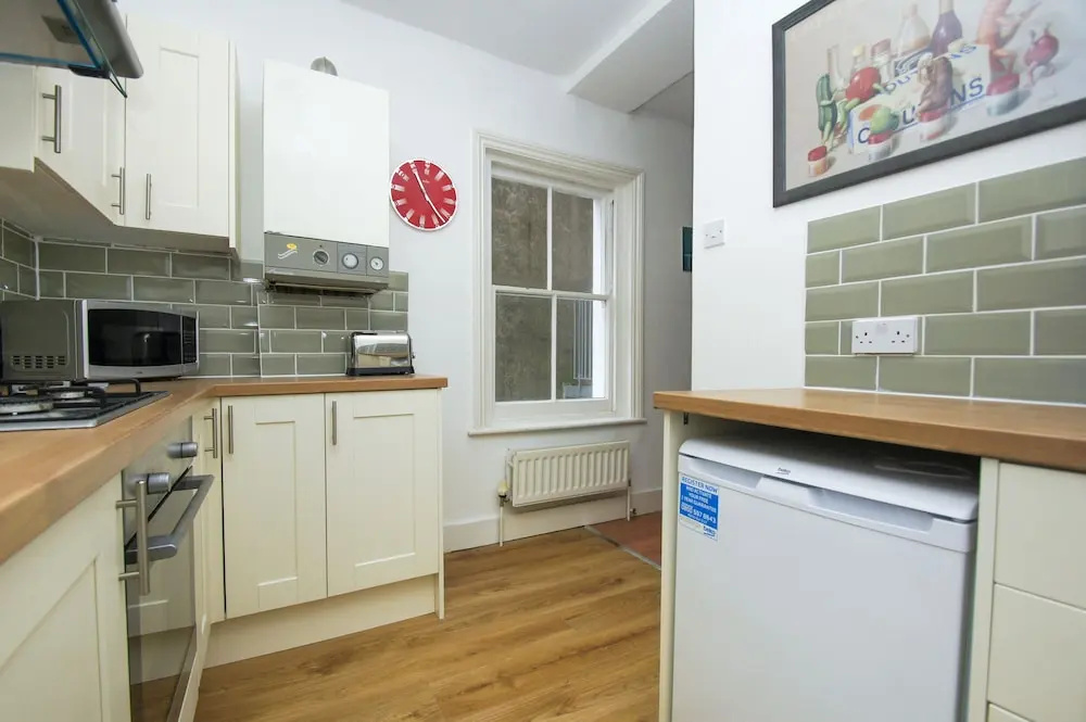 Norton Apartment by Brighton Holiday Lets