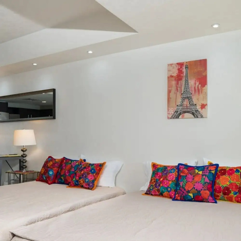 Ocean Front Condo 1 Bedroom 3 Beds 2 Bathrooms