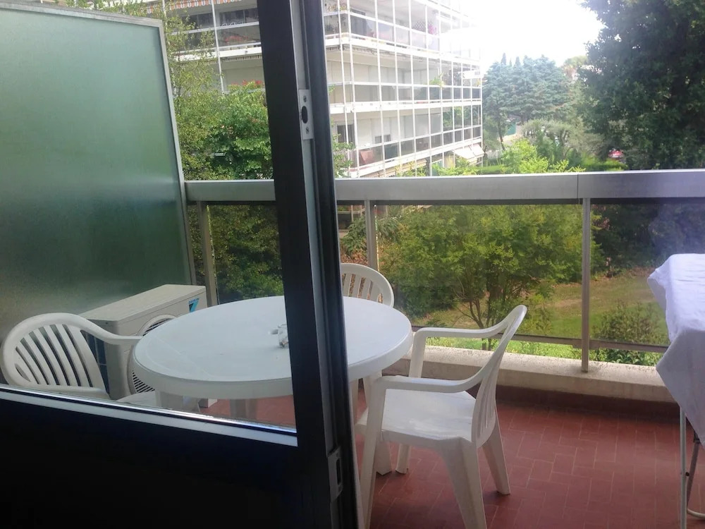 Apartment with One Bedroom in Antibes, with Wonderful Sea View, Shared Pool, Furnished Terrace
