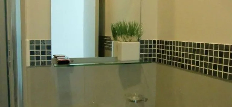 Travelers Service Apartment