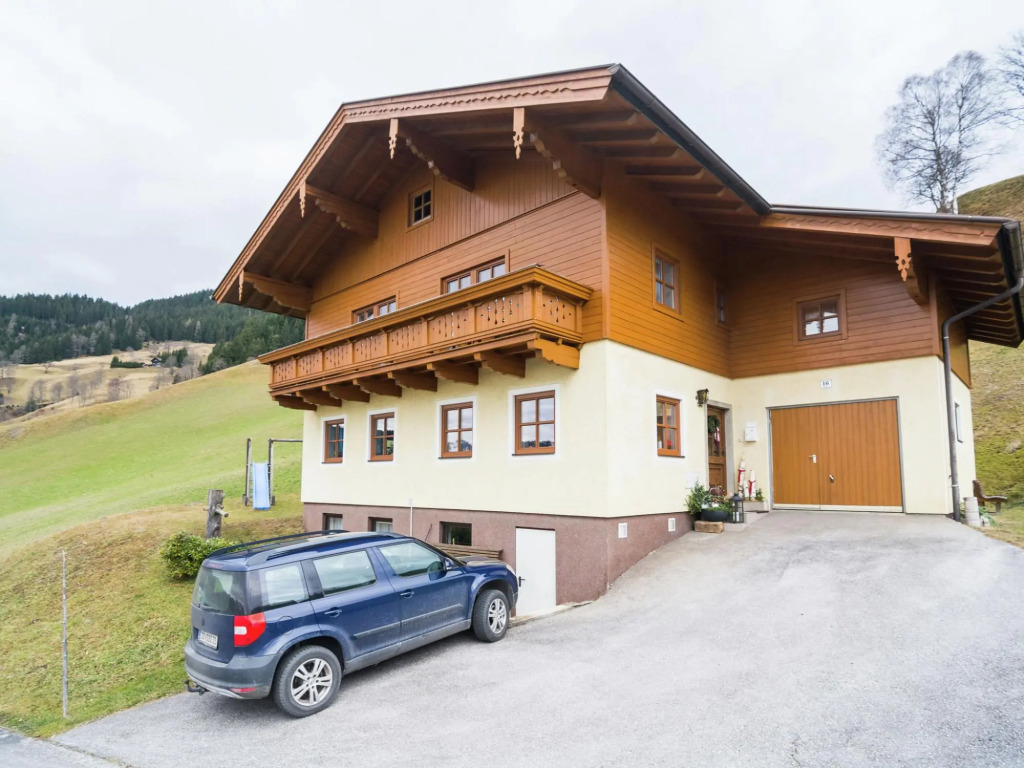 Apartment in Wagrain with Stunning Mountain Views