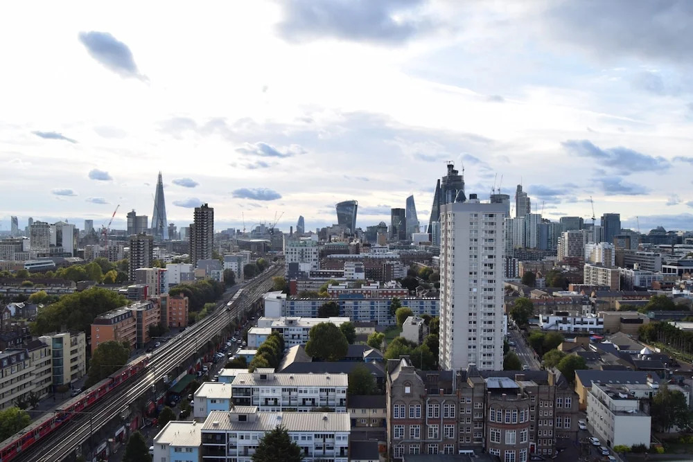 City Views 1 Bedroom Apartment in Shadwell