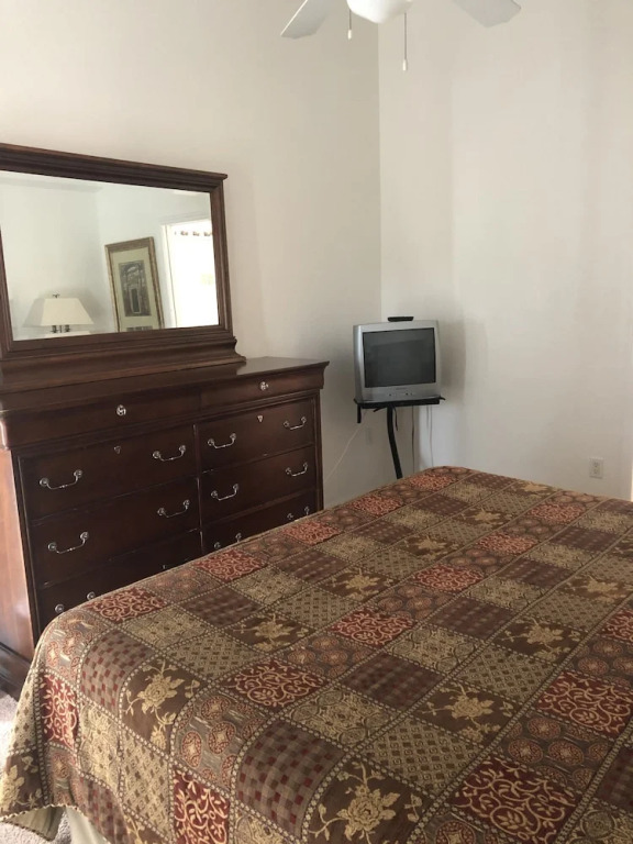 3BR Vizcay Pool Home 129 by OVRH