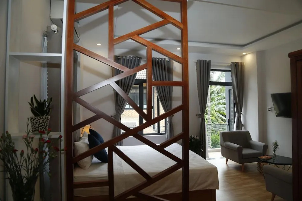 YOLO Apartment Homes