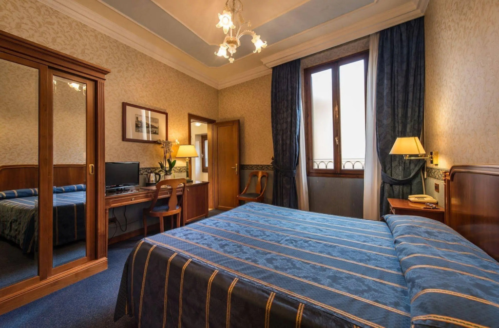 Strozzi Palace Hotel