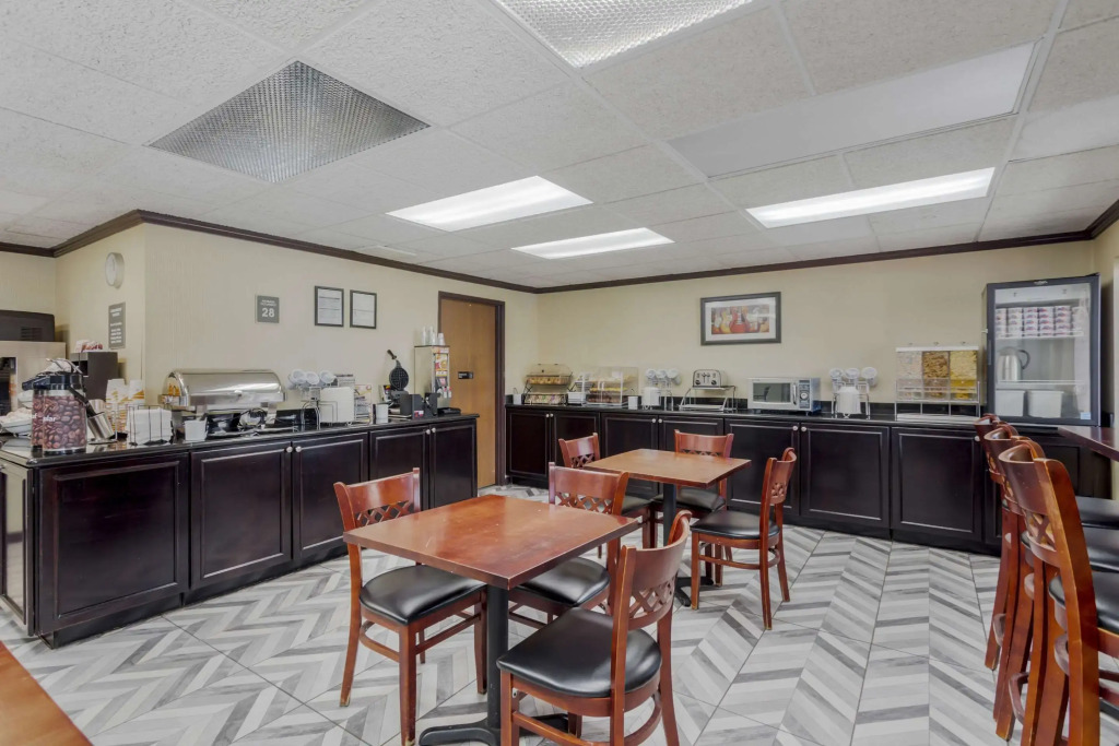 Comfort Inn & Suites Brentwood - Nashville