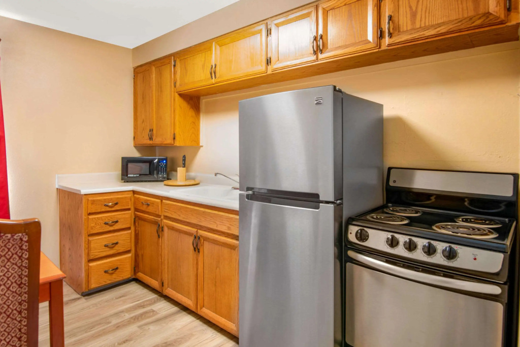 Econo Lodge  Inn & Suites Durango