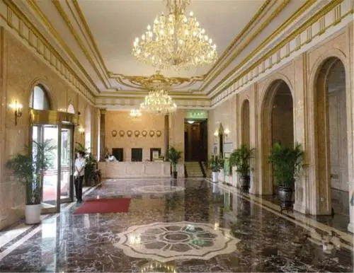 Shenzhou Travel Dalian Hotel