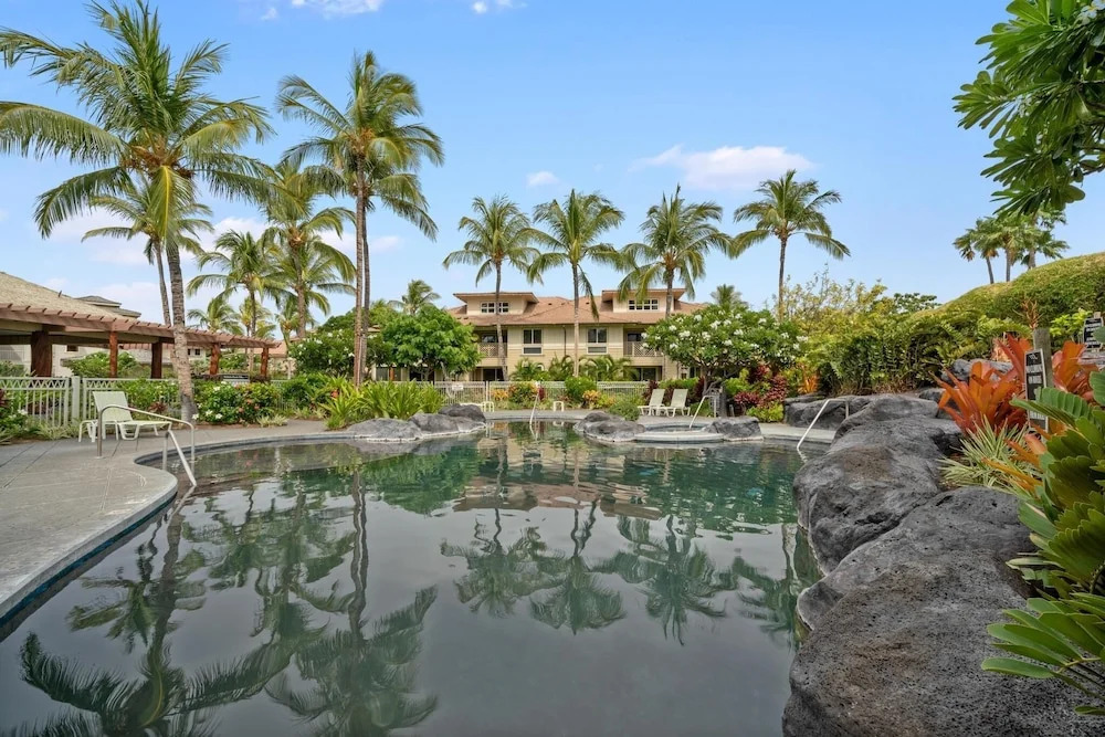 Waikoloa Beach Villas F22 2 Bedroom Condo by RedAwning
