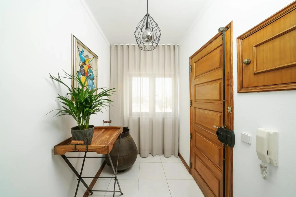 Tropicana Apartment