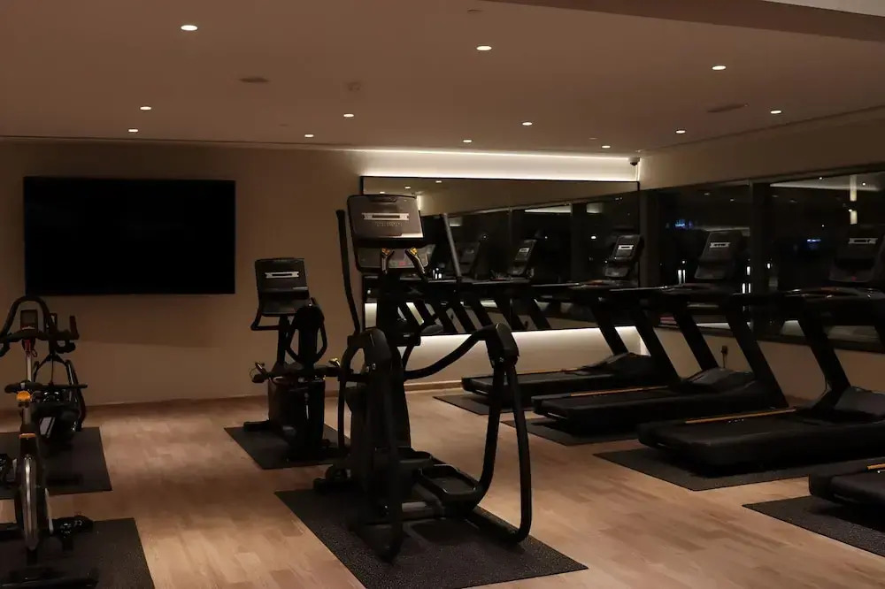 Elite Downtown Residences Paradise View