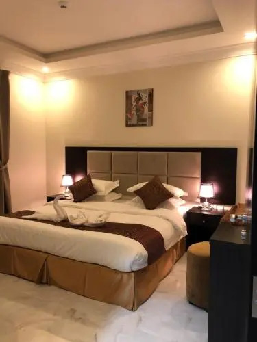 Hikaiah Aparthotel