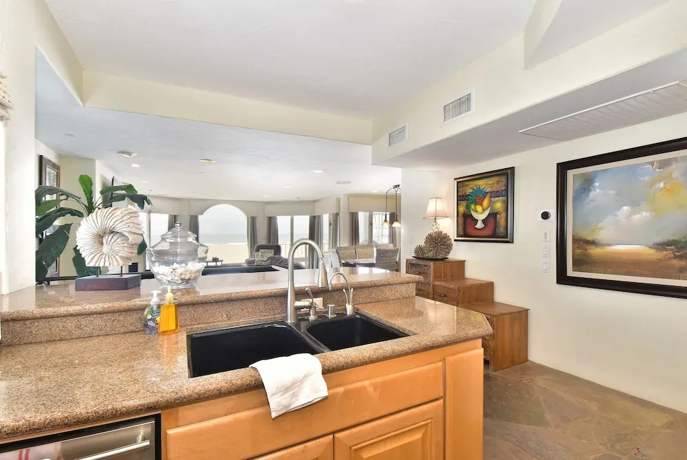 1818 W Ocean Front Coad 6 Bedroom Duplex