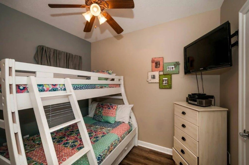 Sterling Shores 415 - Sweet Retreat by Destin Getaways
